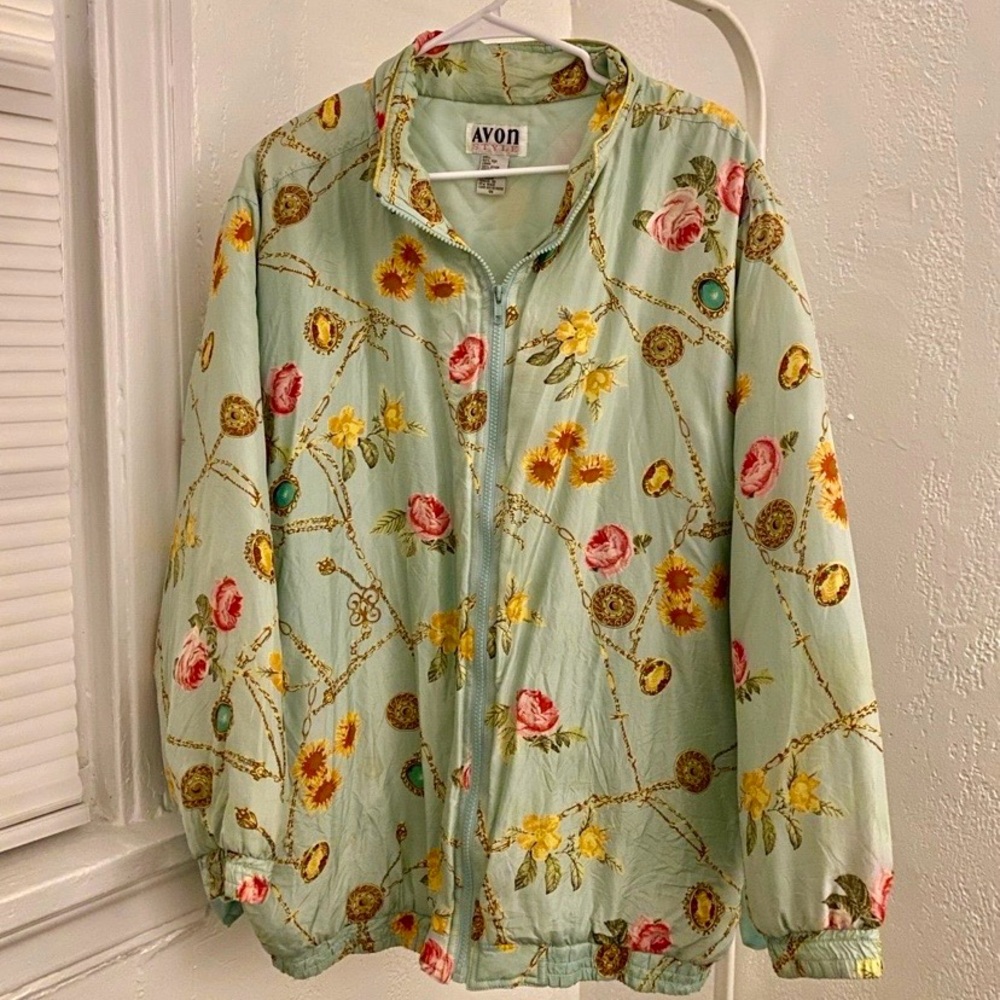 VINTAGE Avon Mint Floral Windbreaker